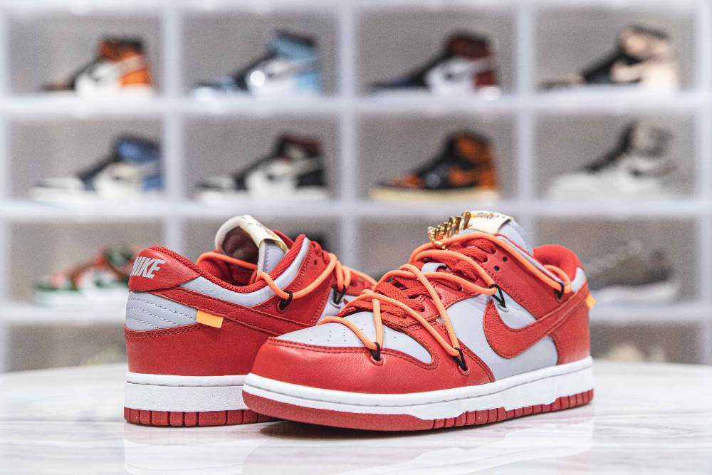 OFF-WHITE x Dunk Low 'University Red'