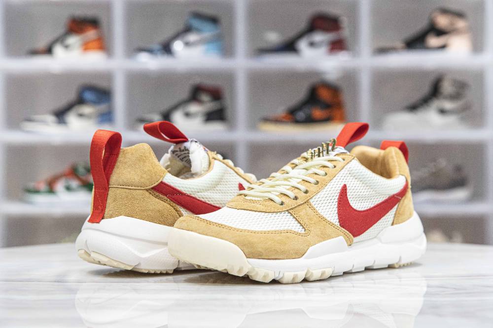 Tom Sachs x NikeCraft Mars Yard 2.0 'NASA'