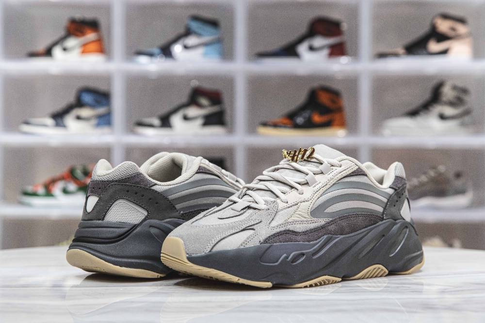 Yeezy Boost 700 V2 'Tephra'