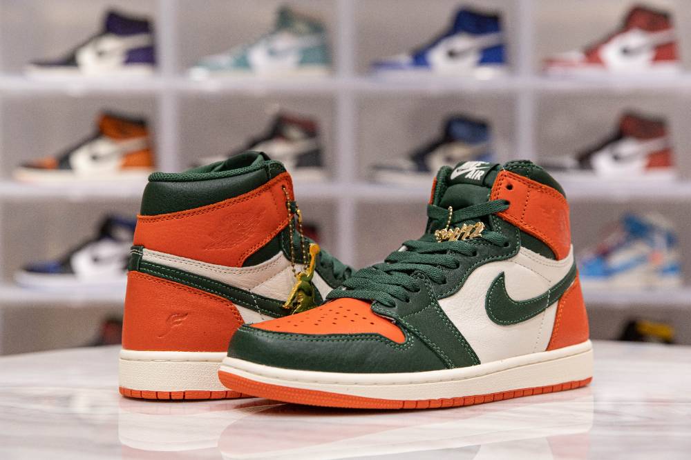 SoleFly x Air Jordan 1 Retro High OG 'Art Basel'